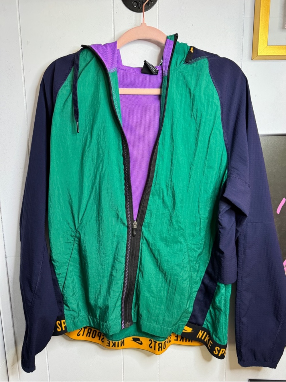 Nike Dri. Fit wind breaker